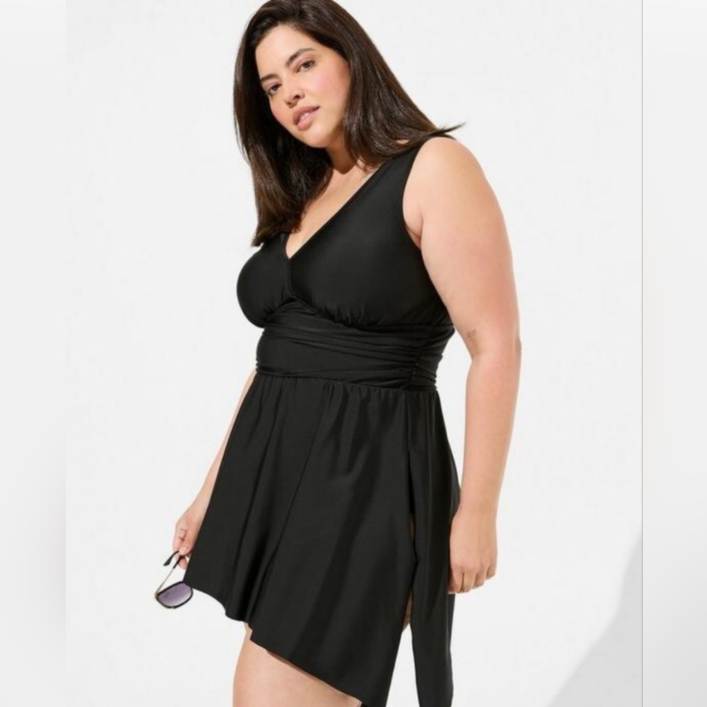 Torrid - Black Short Asymmetrical Swim Dress - Top Only. Size 1